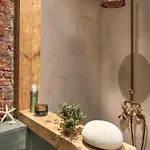 Tiny Beachhouse