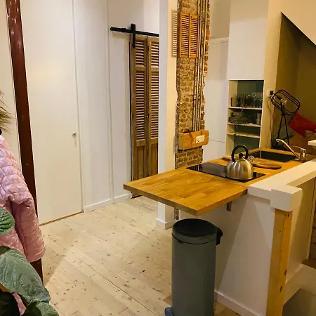 Tiny Beachhouse بيت ضيافة 4*