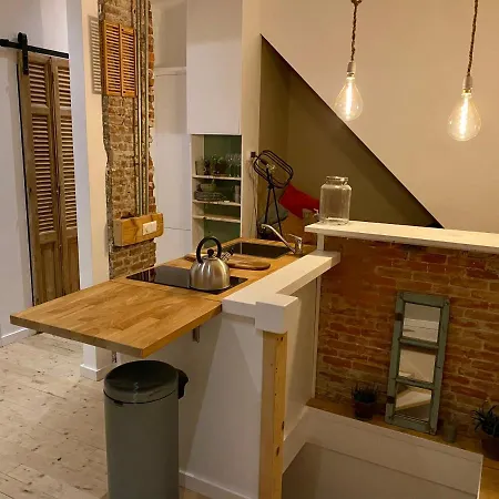 Tiny Beachhouse بيت ضيافة