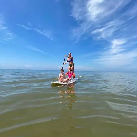Alojamento de Acomodação e Pequeno-almoço Tiny Beachhouse